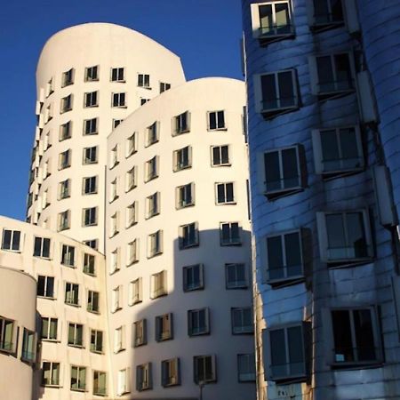 Medienhafen Apartment Direkt Am Zentrum Düsseldorf Zewnętrze zdjęcie